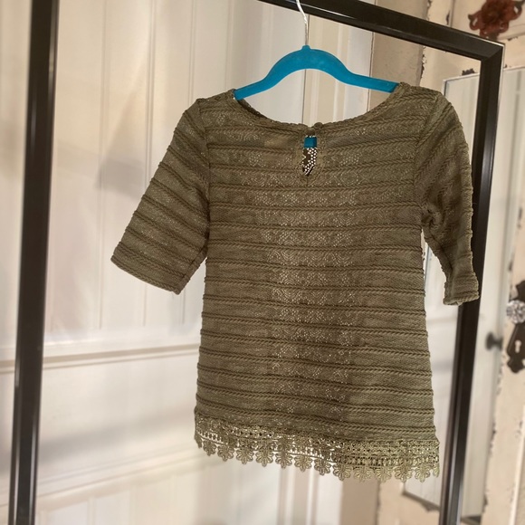 Blouse - Picture 2 of 3